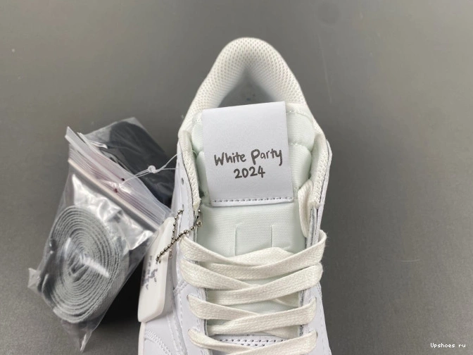DM7866-292 1 JORDAN LOW TRAVIS SP SCOTT RETRO OG 0512